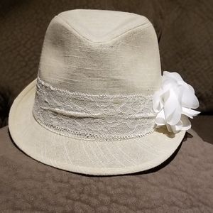 Khaki fedora